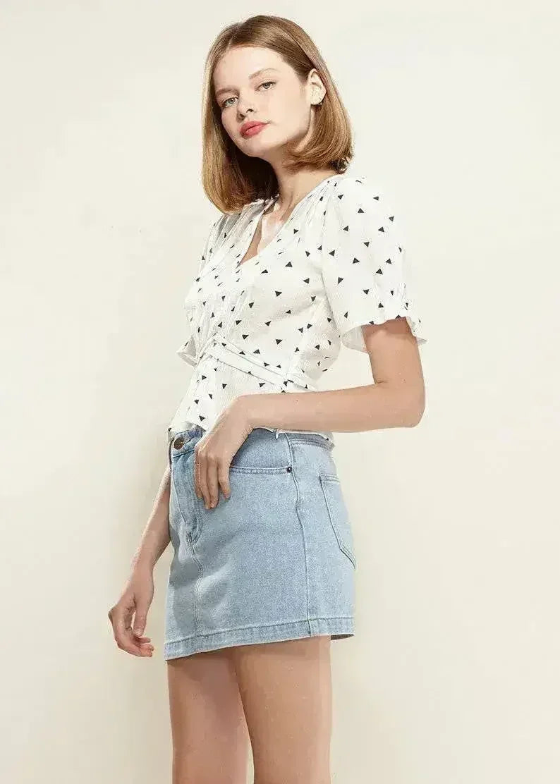 Women's Triangle Print Puff Sleeve Blouse in White triangle | Femstylo