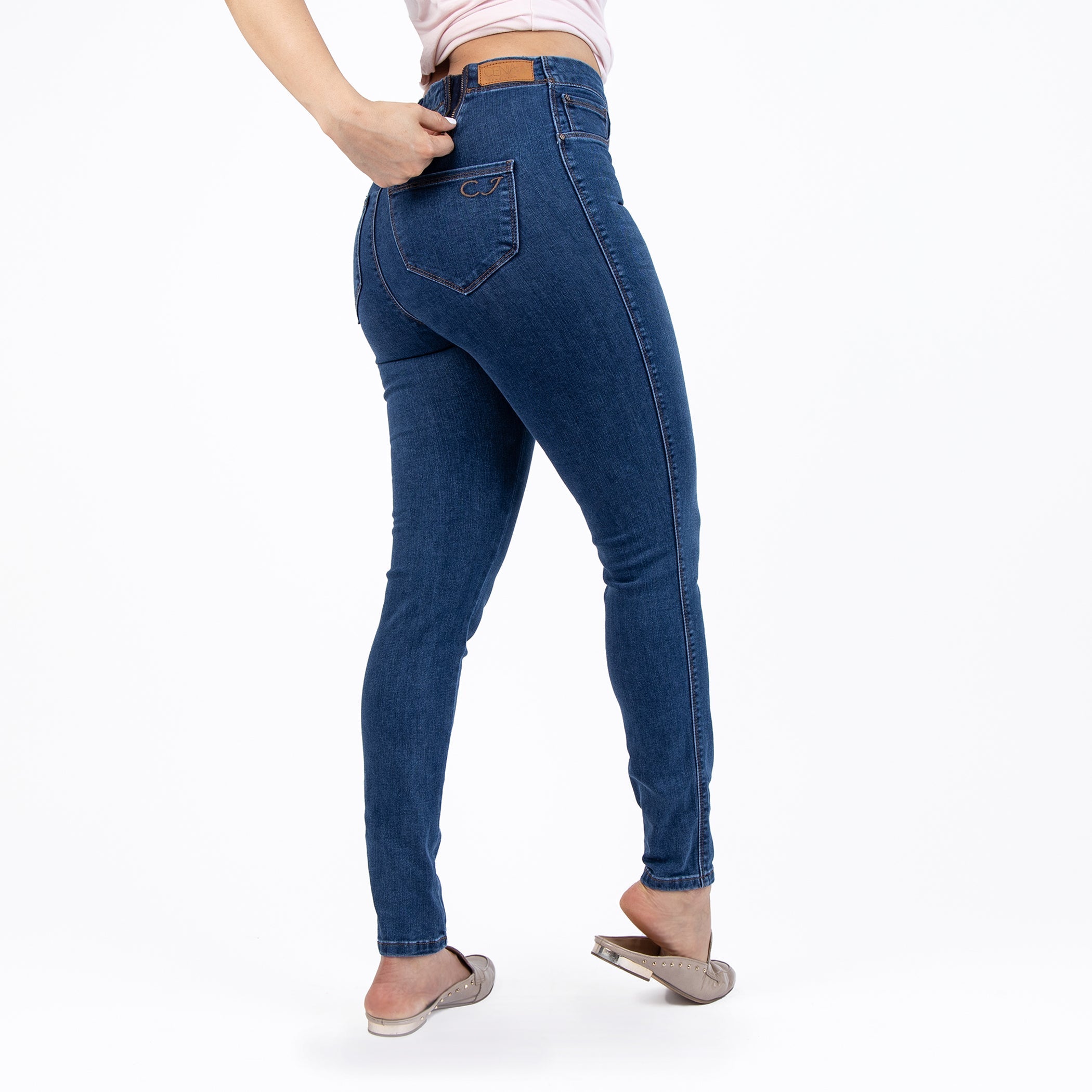 Signature Style Med Wash Denim Jeans
