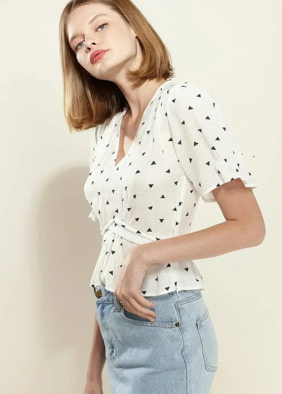 Women's Triangle Print Puff Sleeve Blouse in White triangle | Femstylo